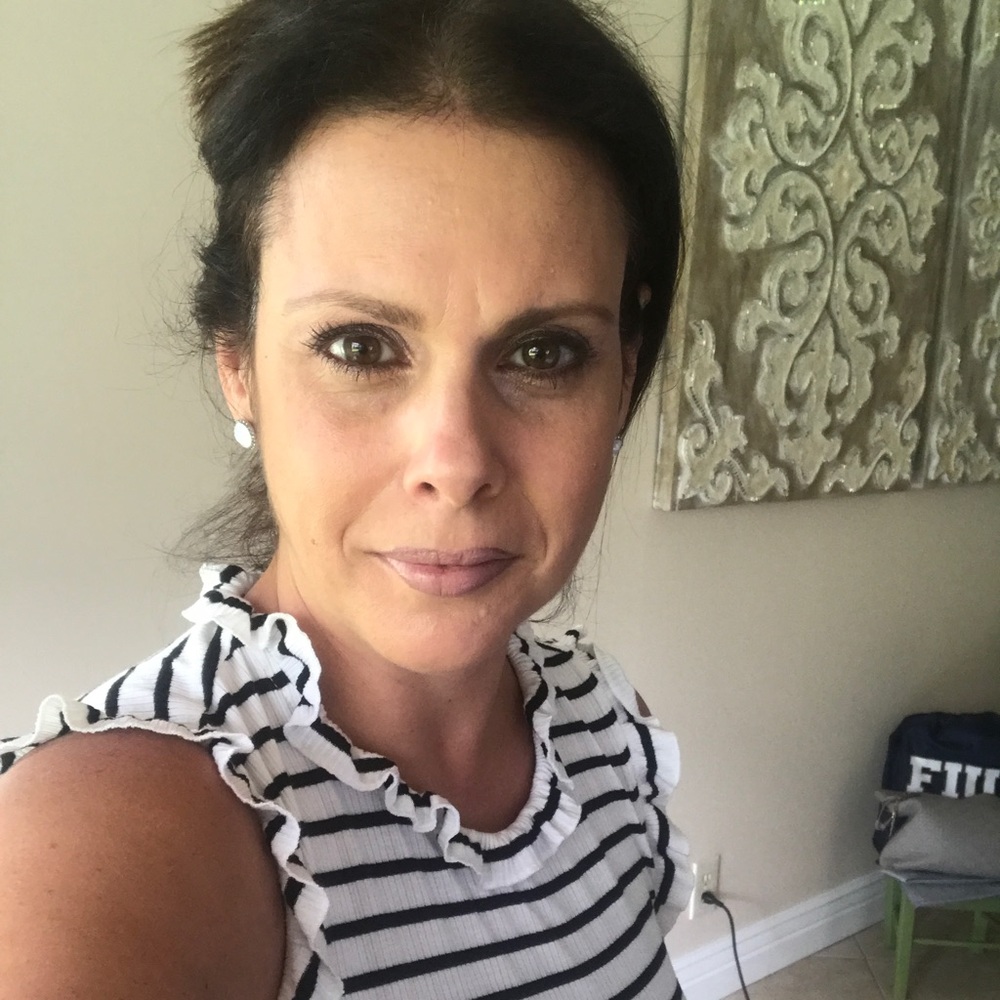 Meet your Posher, Farah